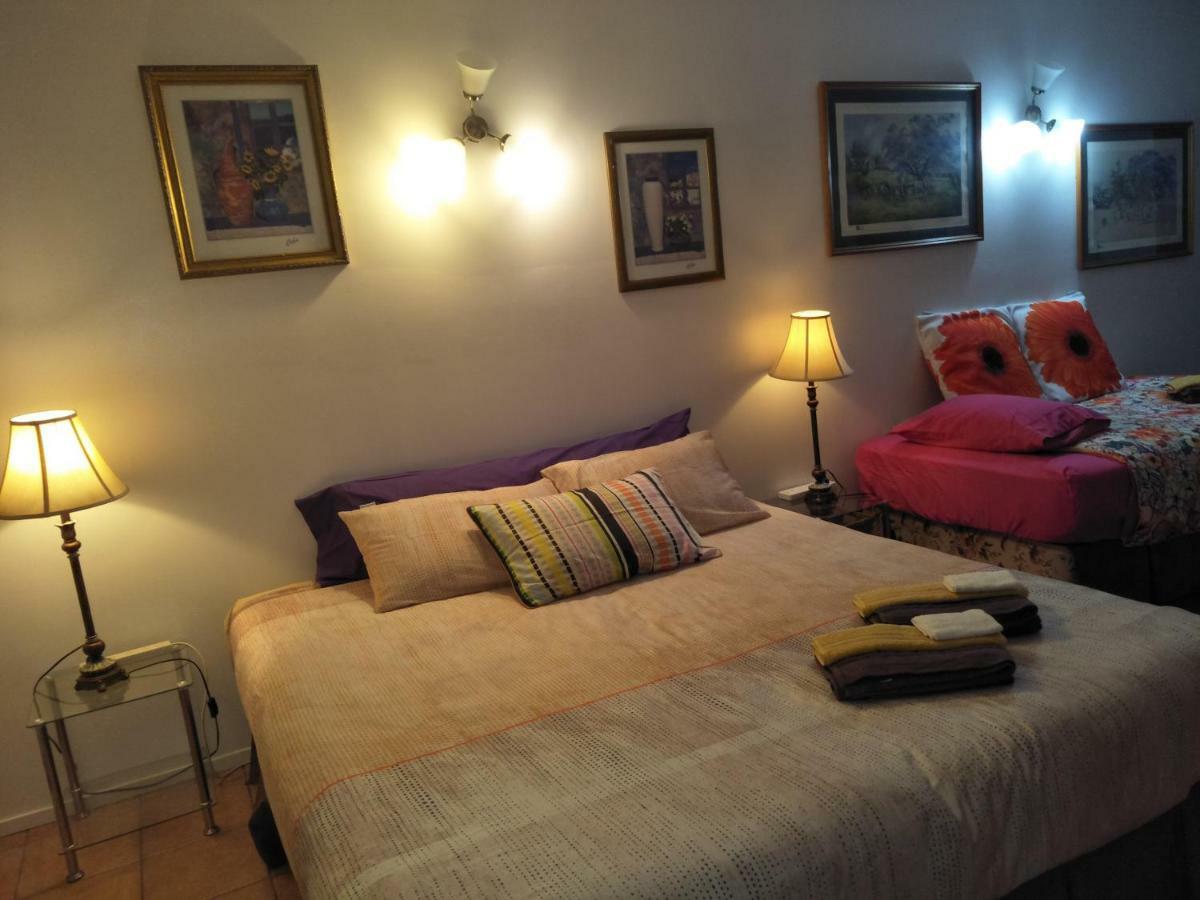 Homestay At Julie'S แคนส์ ภายนอก รูปภาพ